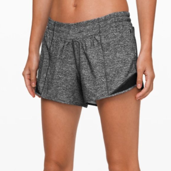 lululemon athletica Pants - 🌻LULULEMON HOTTY HOTS (4, 4")🌻